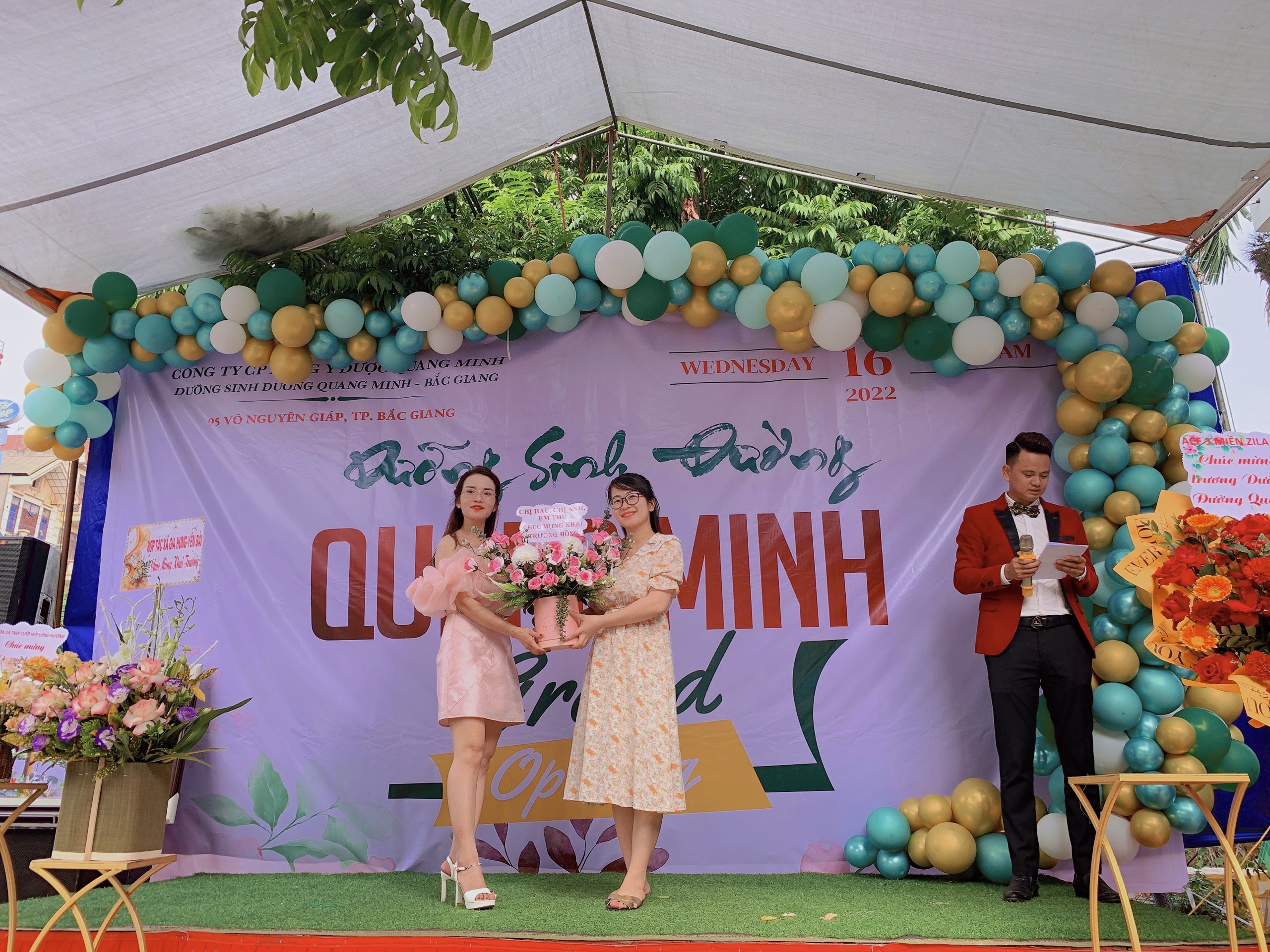 khai trương Dưỡng Sinh Đường Quang Minh