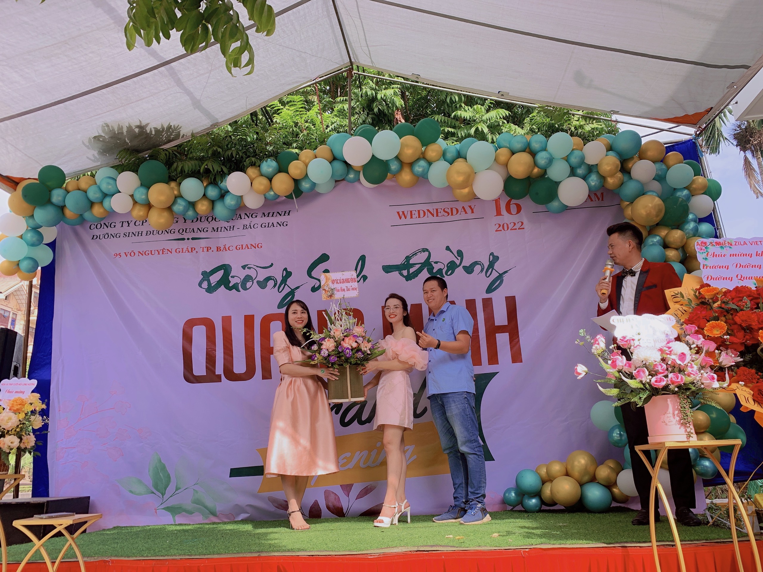 khai trương Dưỡng Sinh Đường Quang Minh