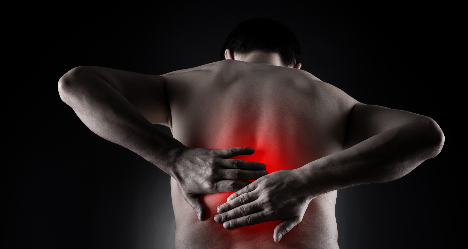 Đau Lưng, Khó Thở Cảnh Báo Bệnh Gì?