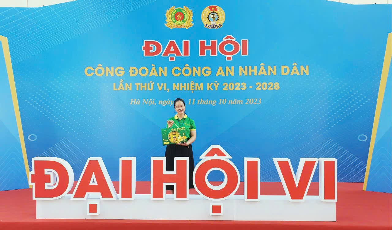 Yến Sào Quang Minh Tham Dự Đại Hội Công Đoàn Công An Nhân Dân Lần Thứ VI